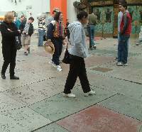 �X�^�[�̎�`���^������`���C�j�[�Y�V�A�^�[�ɂ��s��