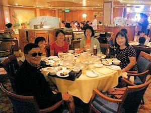 メインダイニング