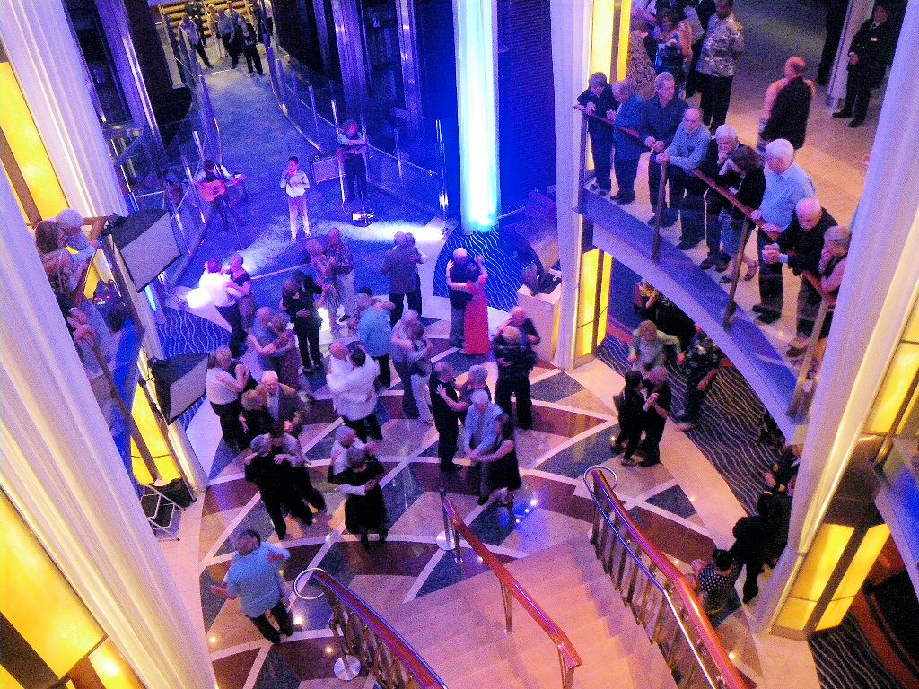 グランドフォイヤー