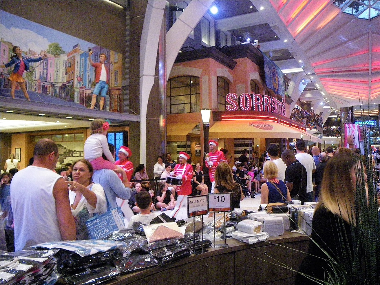 パレードとセール品