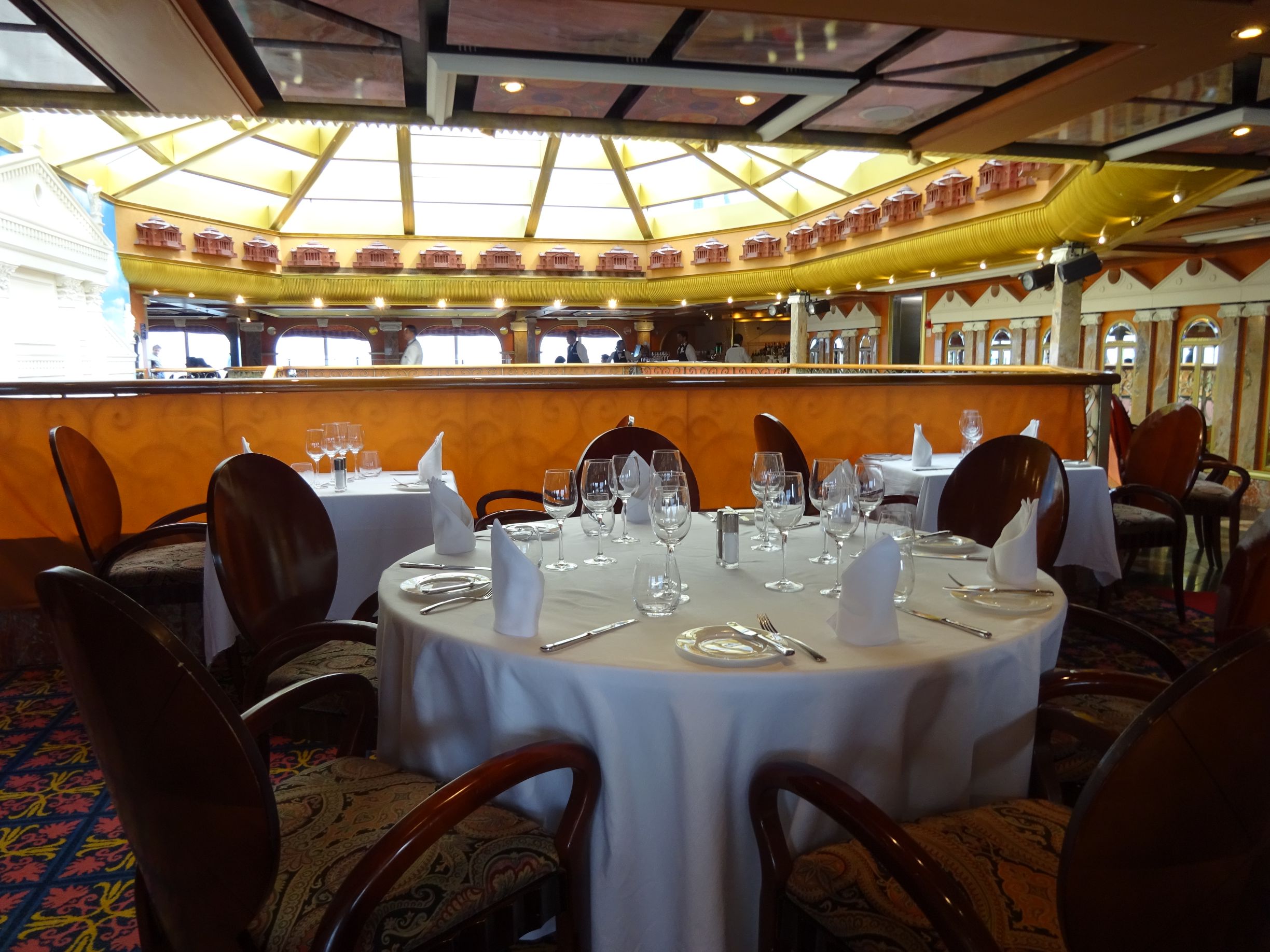 クラブレストラン