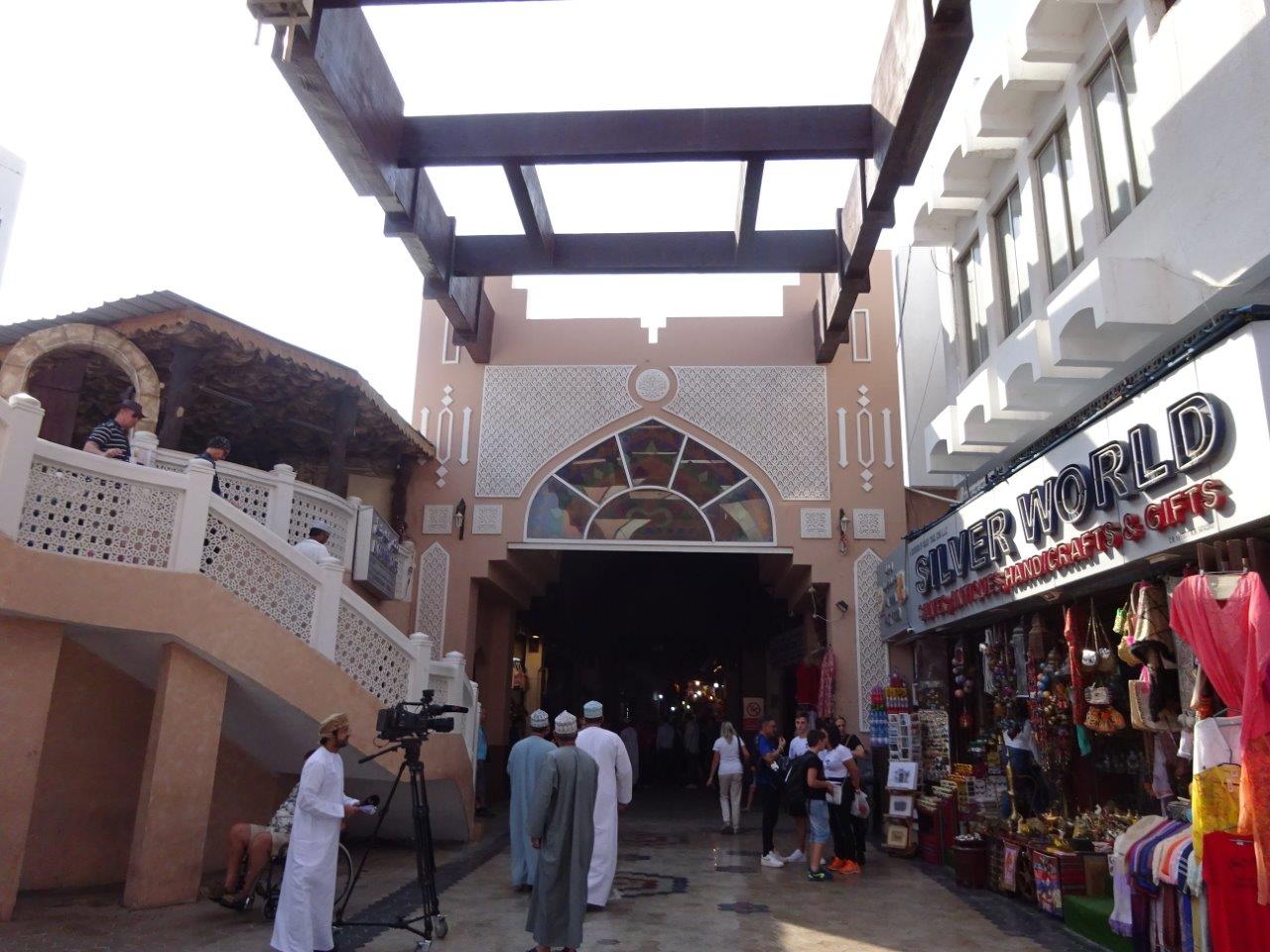 Mutrahスーク入り口