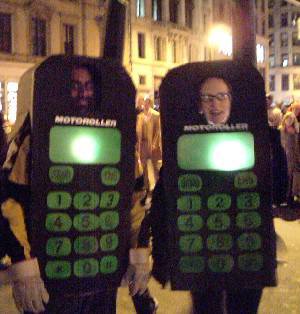 �l�����A�`�s�s�̌g�ѓd�b�Ł[�X